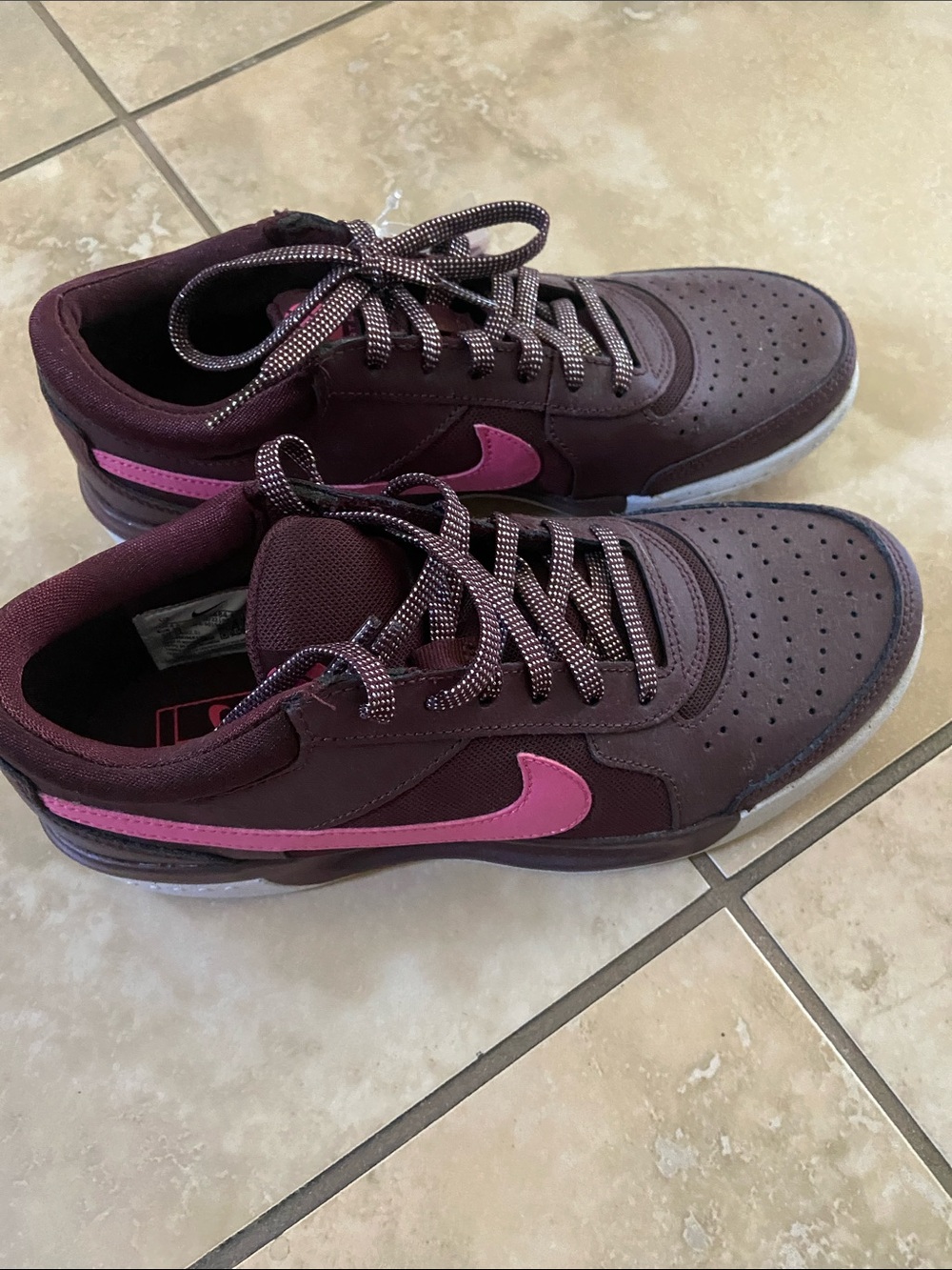 Nike Court Sneakers
